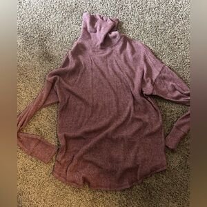 Women’s American Eagle long sleeve turtleneck